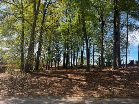 Photo of 0 SUTTON Way, Opelika, AL 36801 (MLS # 179749)