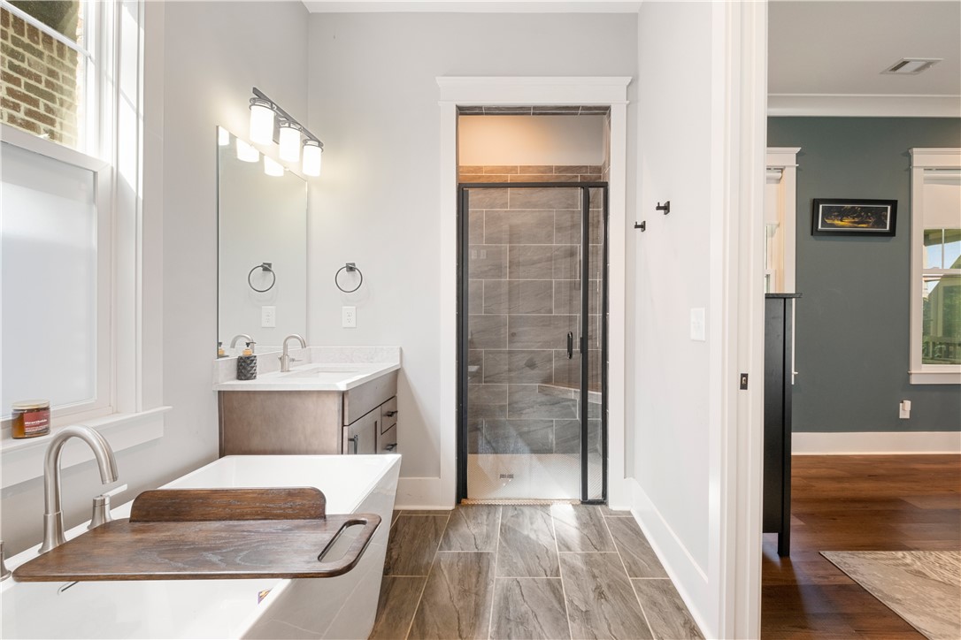 Opelika, Alabama 36801, United States, 4 Bedrooms Bedrooms, ,3 BathroomsBathrooms,Residential,Active,178397