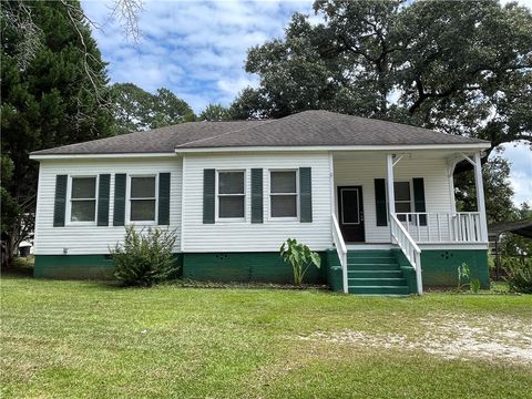 Photo of 2012 29TH Boulevard, Valley, AL 36854 (MLS # 178556)