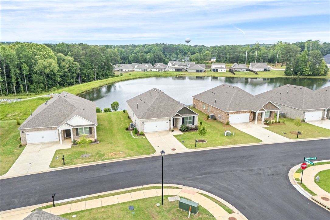 2513 FARMVILLE LAKES Drive