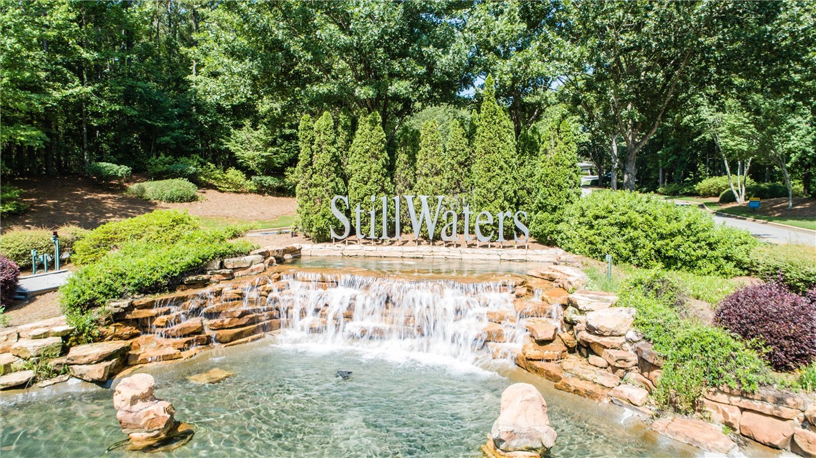 97 FERN RIDGE Court