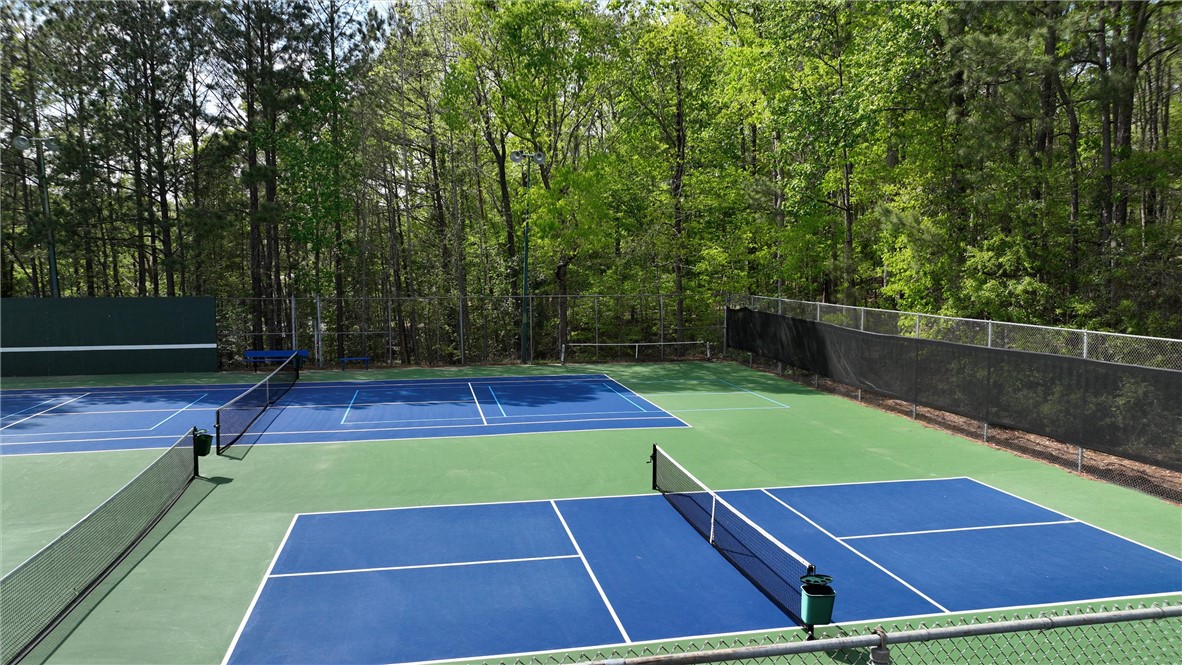97 FERN RIDGE Court