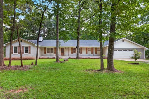 Photo of 3506 LEE ROAD 250, Salem, AL 36874 (MLS # 181564)