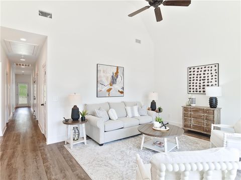 Photo of 201 WOODLAND Circle, Opelika, AL 36801 (MLS # 177305)