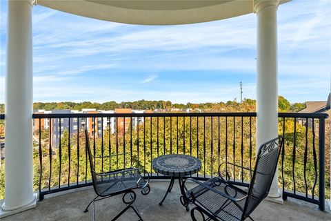 Photo of 430 W GLENN Avenue #420, Auburn, AL 36832 (MLS # 177671)