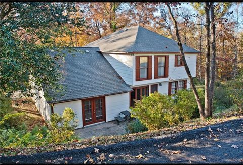512 SLEEPY HOLLOW Drive Alexander City AL 35010