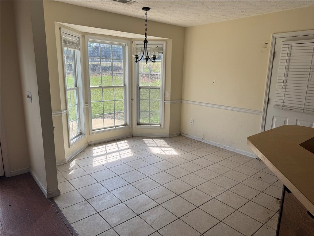 190 LEE ROAD 2105