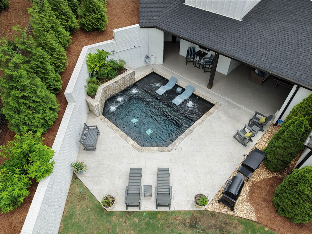 2615 WILMINGTON Court