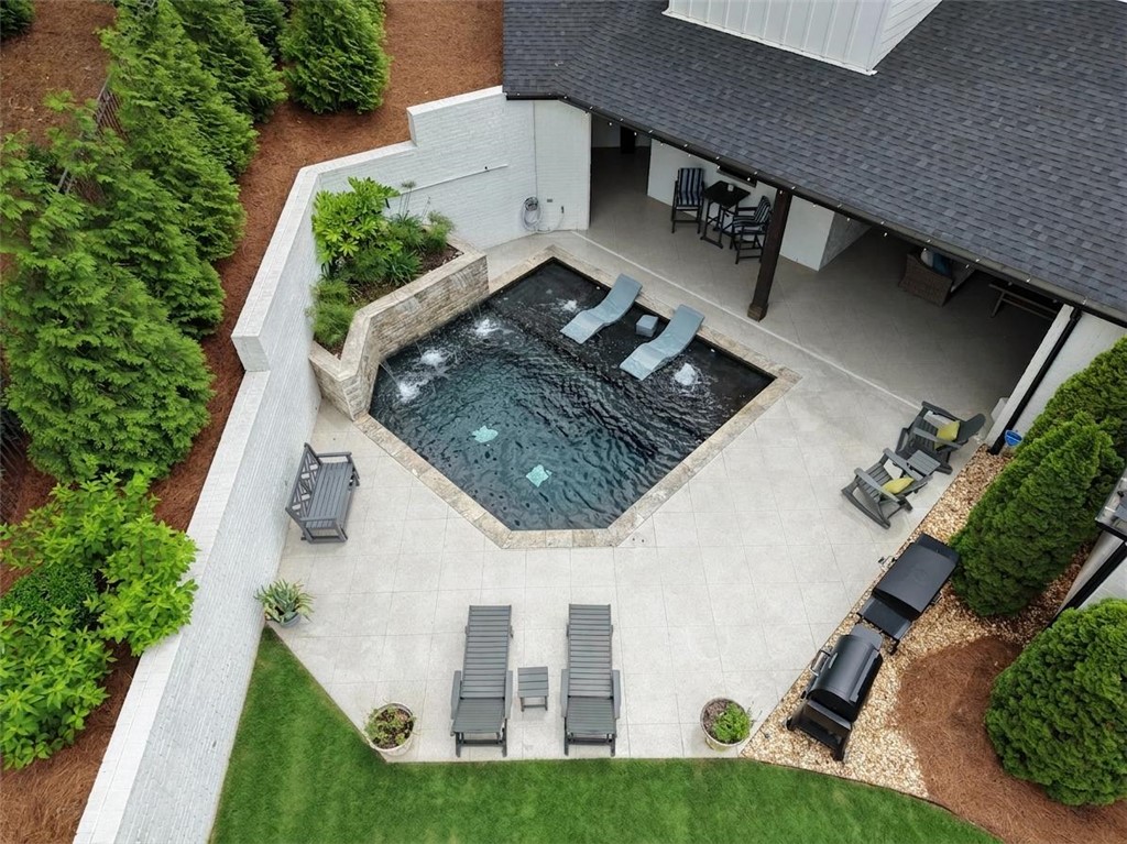 2615 WILMINGTON Court