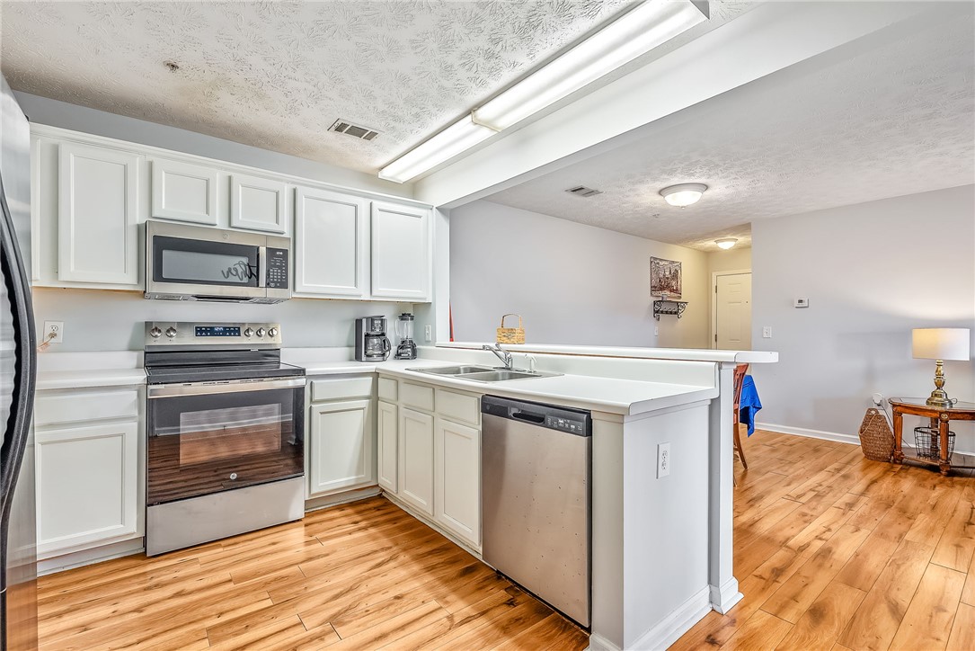 1114 COLLEGE Street 3101