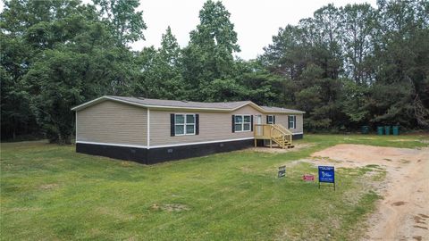 Photo of 751 ELLIS Road, Shorter, AL 36075 (MLS # 180422)