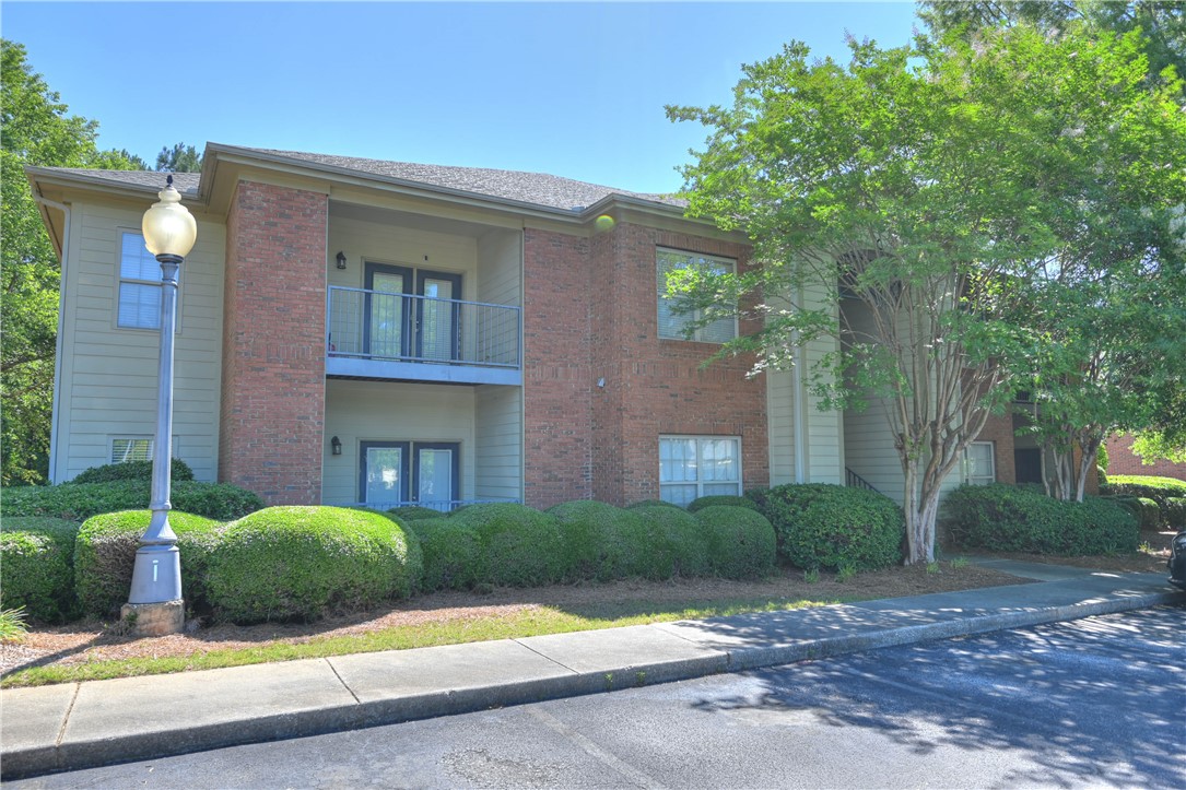 3297 S COLLEGE Street C101