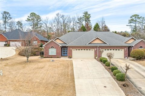 Photo of 201 FALLING LEAF Lane, Auburn, AL 36832 (MLS # 178905)