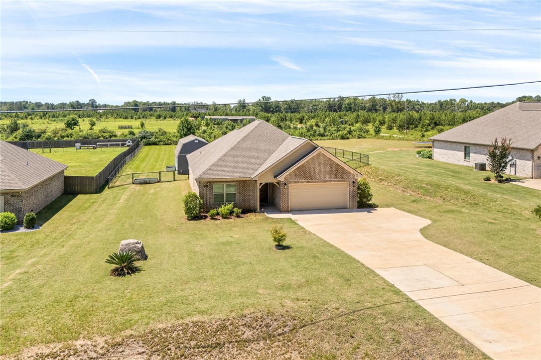 402 LEE ROAD 270