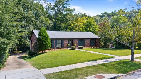Photo of 801 N 10TH Street, Opelika, AL 36801 (MLS # 182096)