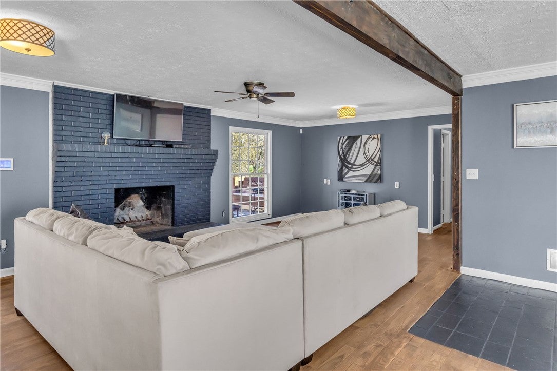 801 N 10TH Street