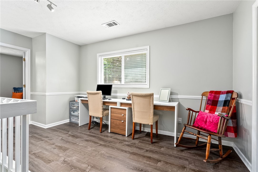 Auburn, Alabama 36830, United States, 4 Bedrooms Bedrooms, ,3 BathroomsBathrooms,Residential,Active,172778