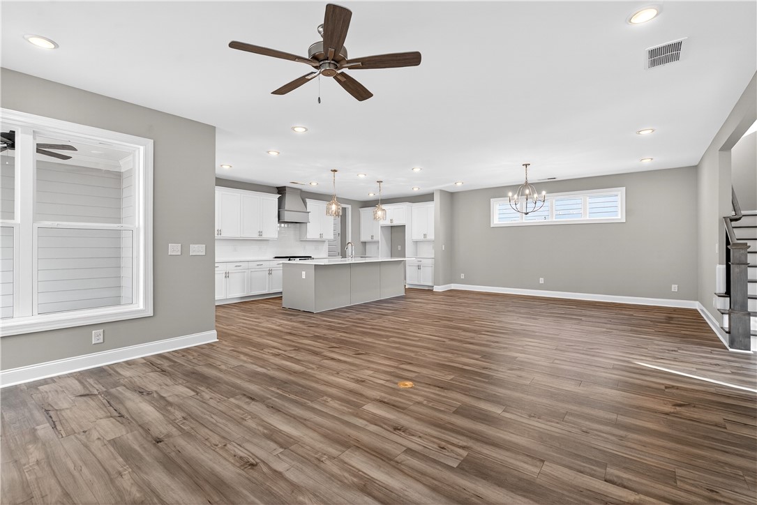 3541 DICKSON PLACE Drive