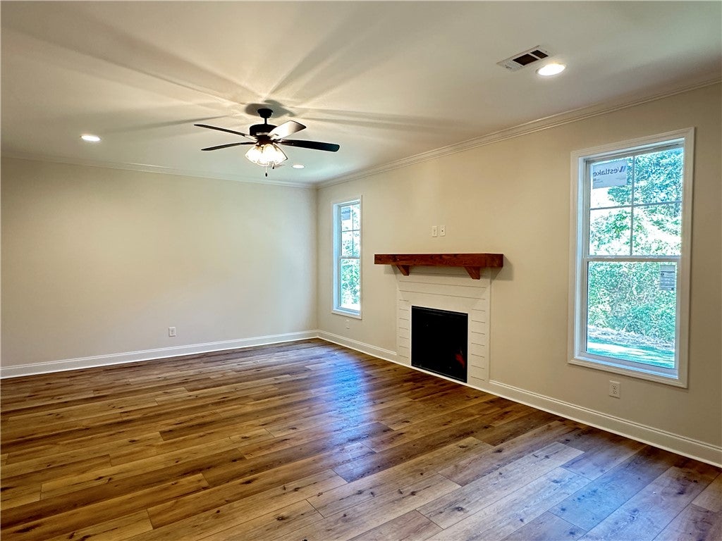 10 LEE ROAD 2058