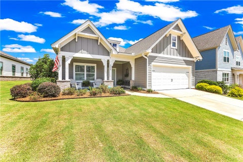 Photo of 2334 RUTLAND Road, Auburn, AL 36832 (MLS # 181516)