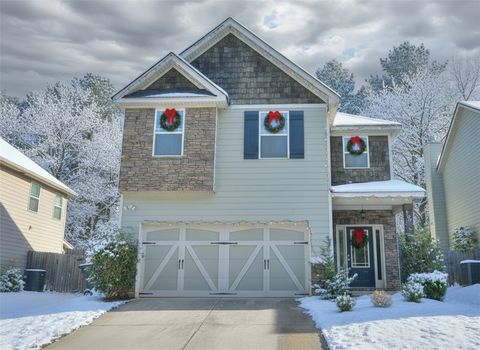 Photo of 390 LIGHTNESS Drive, Auburn, AL 36832 (MLS # 172546)