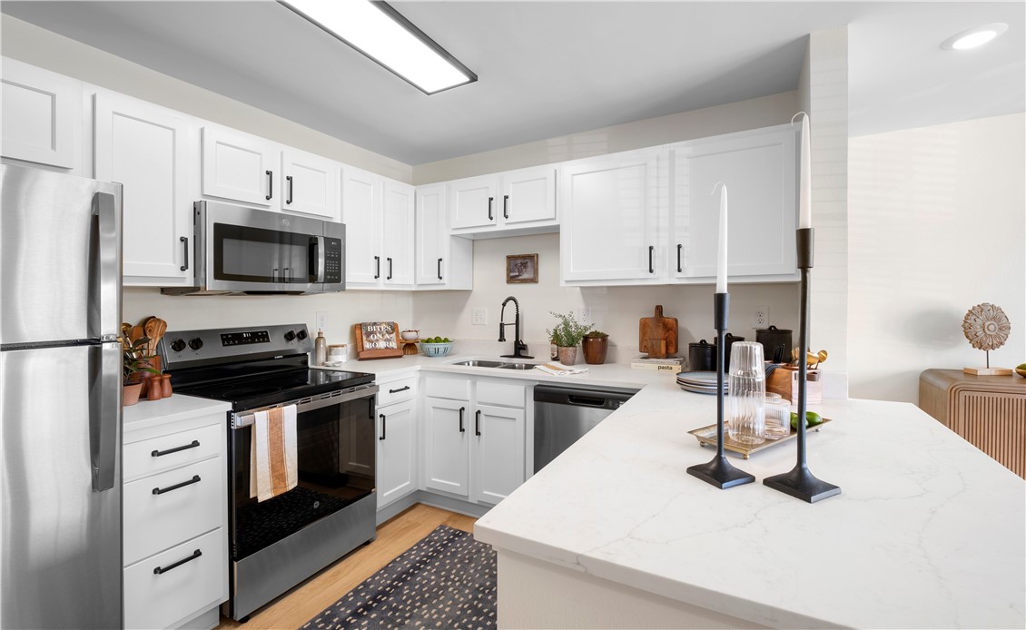 Auburn, Alabama 36830, United States, 3 Bedrooms Bedrooms, ,3 BathroomsBathrooms,Residential,Pending,178066