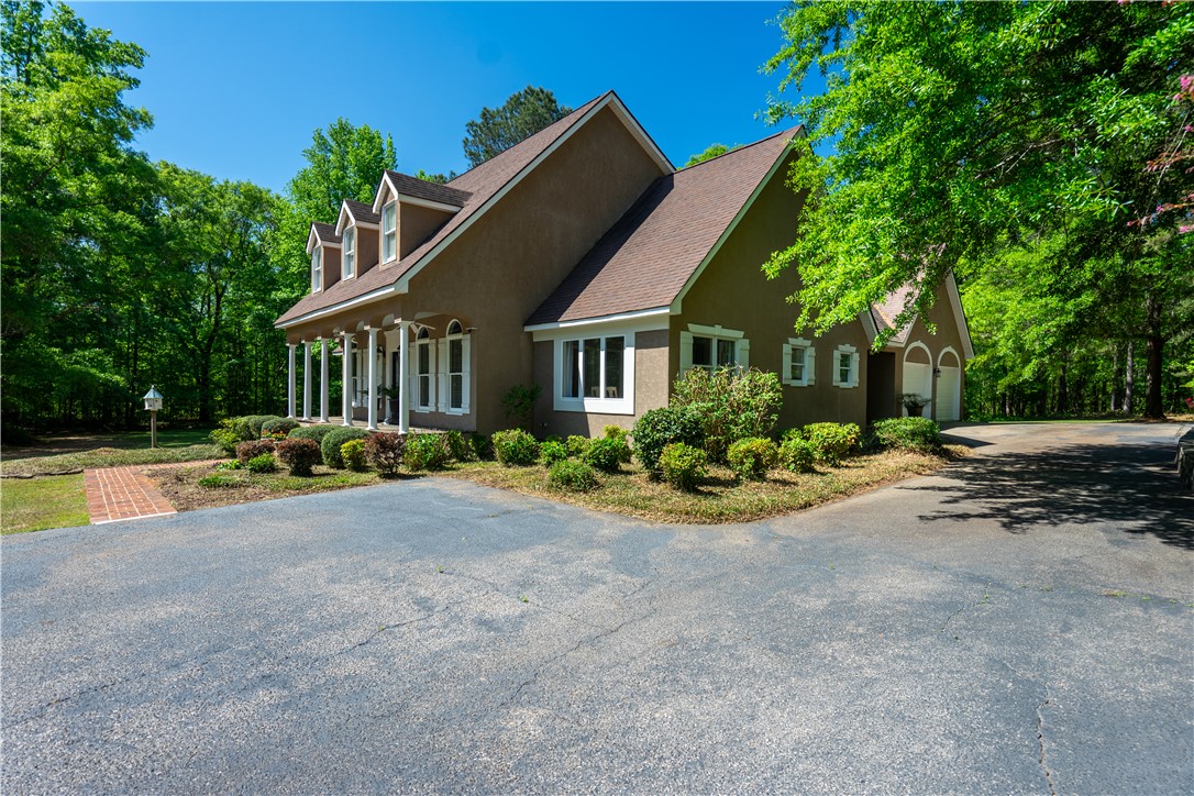 1494 WINDWOOD Drive