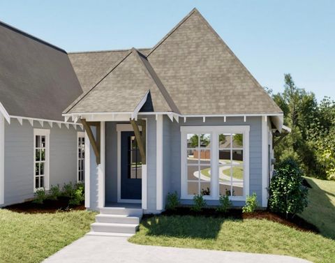 1062 FOREST Lane Opelika AL 36801