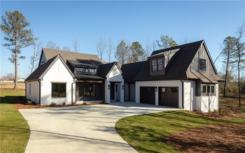 3207 HABERSHAM Drive Auburn AL 36830