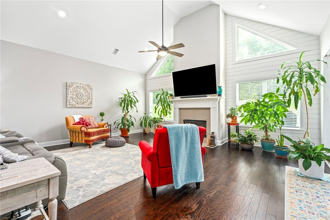 2670 MILL LAKES Ridge