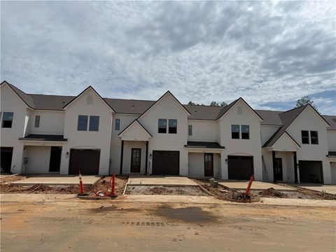 Photo of 1627 PARKER CREEK Trail, Auburn, AL 36832 (MLS # 180520)