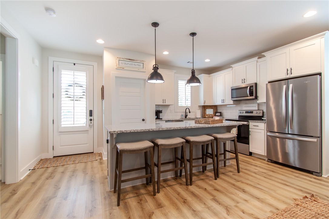 644 VILLAGE Drive
