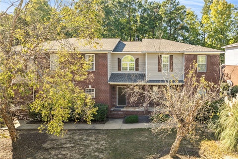 Photo of 1420 S DONAHUE Drive #B, Auburn, AL 36830 (MLS # 182827)