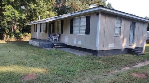 Photo of 10555 COUNTY ROAD 2, Waverly, AL 36879 (MLS # 182358)