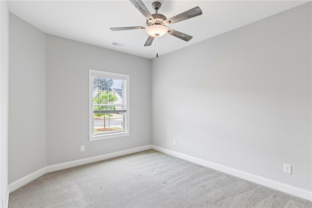 521 CLOVERDALE Drive