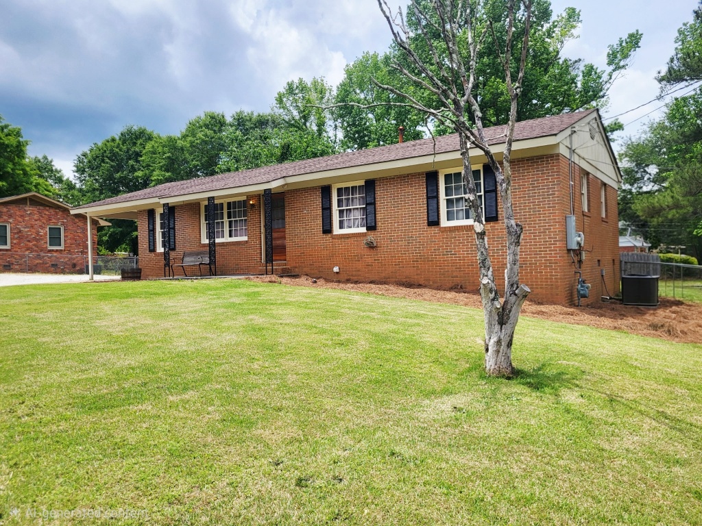 2500 POPLAR Street
