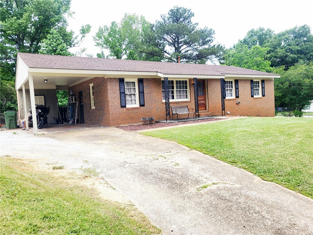 2500 POPLAR Street