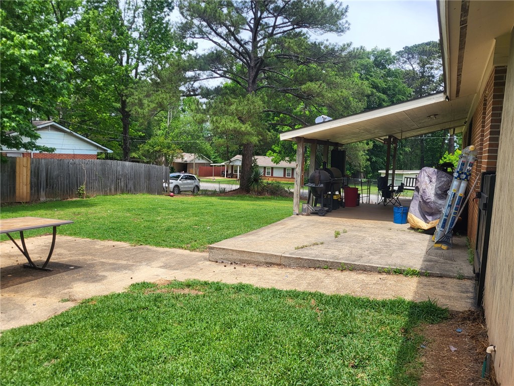2500 POPLAR Street