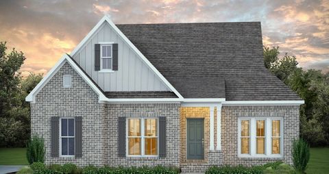 1935 LONG LEAF Lane Opelika AL 36801