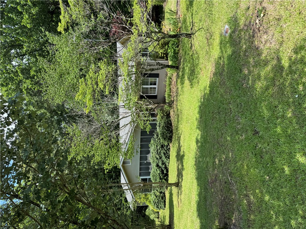268 LEE ROAD 186