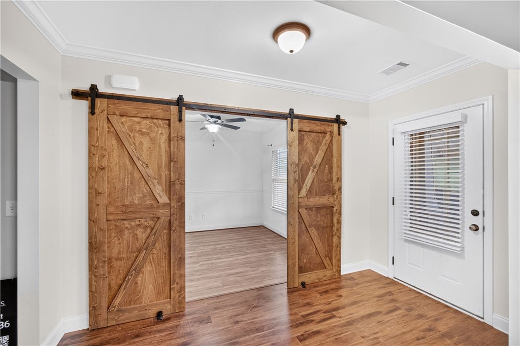 Photo of 48 OAKWOOD Drive, Phenix City, AL 36870 (MLS # 181997)