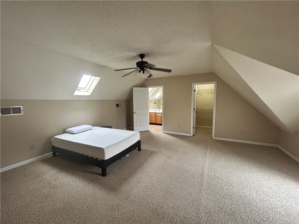 546 W MAGNOLIA Avenue 34