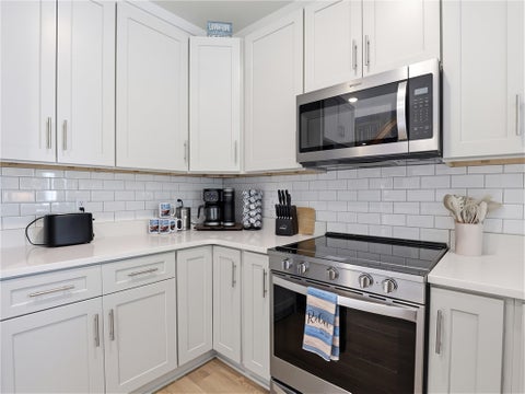 Tiny photo for 3324 BAY PINE Road #10, Jacksons Gap, AL 36861 (MLS # 182326)