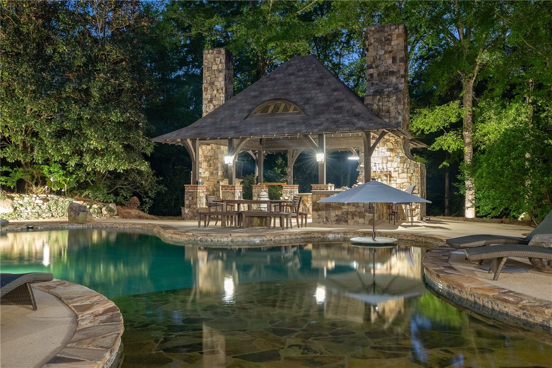 2210 WRIGHTS MILL Road