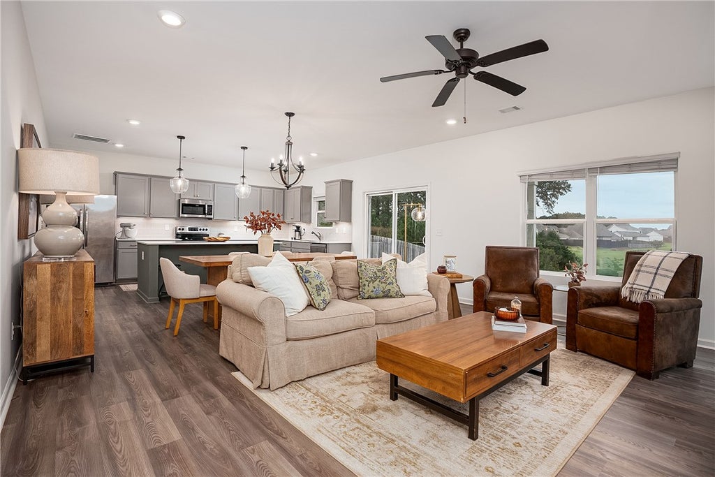 Photo of 159 NORTHERN FLICKER Drive, Auburn, AL 36832 (MLS # 182533)