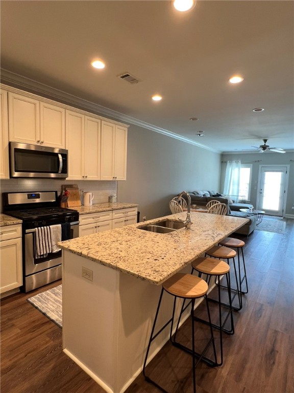 1411 SHERIDAN GLEN Crossing 4E