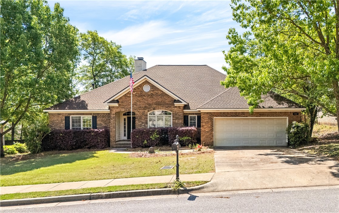 1817 ROANOKE Lane