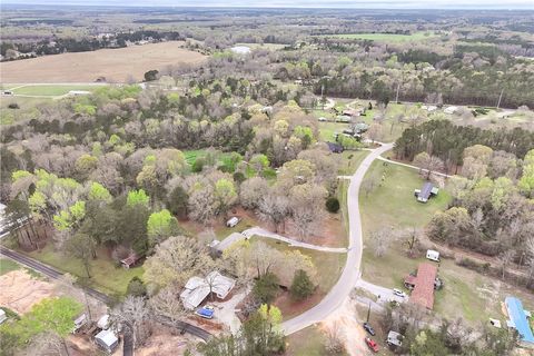 Photo of 274 LEE Road 446, Opelika, AL 36804 (MLS # 179342)