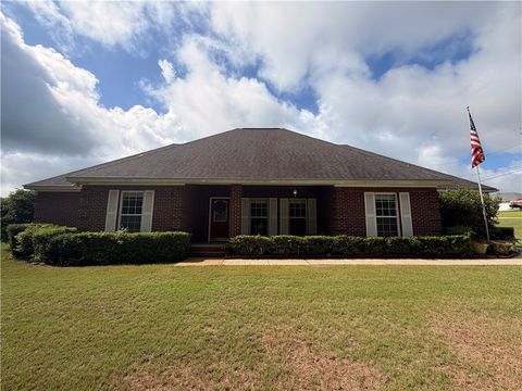 Photo of 150 LEE ROAD 2056, Salem, AL 36874 (MLS # 180640)