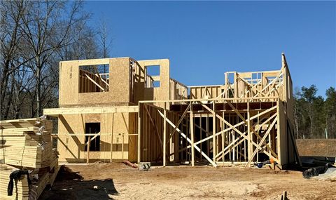 Photo of 2302 FUZZY Falls, Opelika, AL 36804 (MLS # 178416)